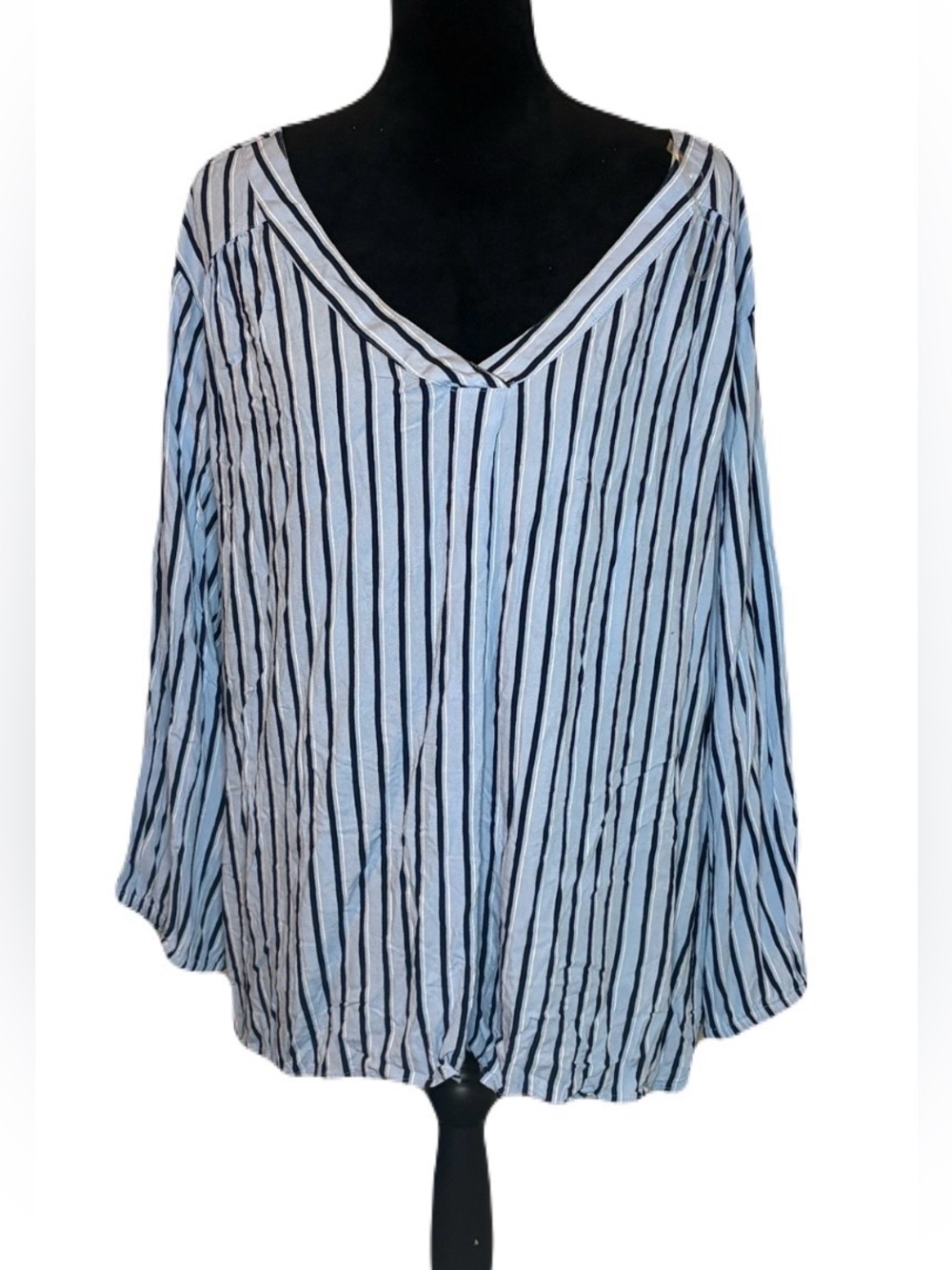 (St. John’s Bay) Blue Striped V-Neck Plus Size Blouse: Size 3XL